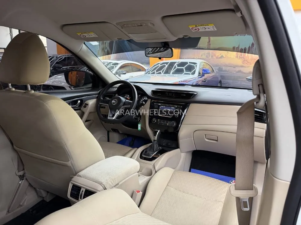 Nissan X-Trail 2022 for Sale in Dubai Image-9