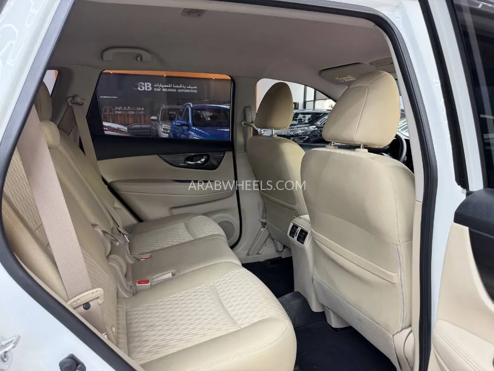 Nissan X-Trail 2022 for Sale in Dubai Image-10