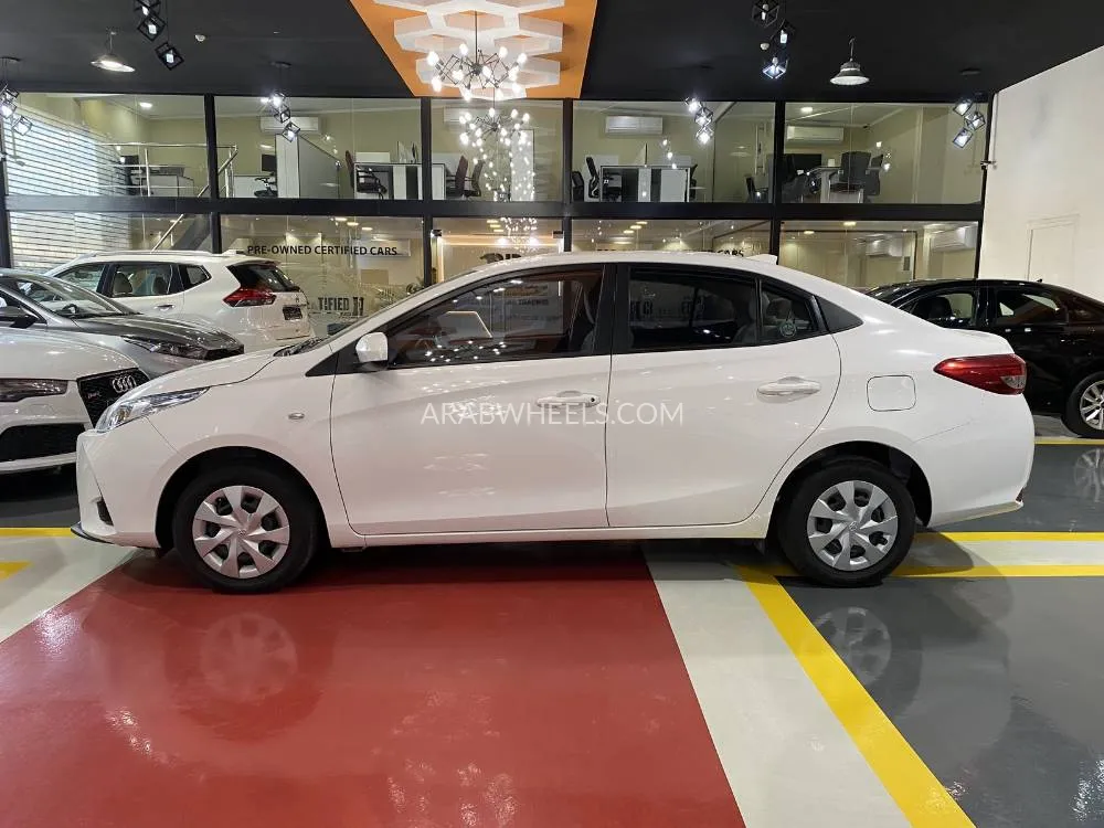 Toyota Yaris 2022 for Sale in Dubai Image-4