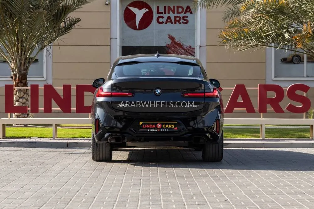 BMW X4 2022 for Sale in Dubai Image-6