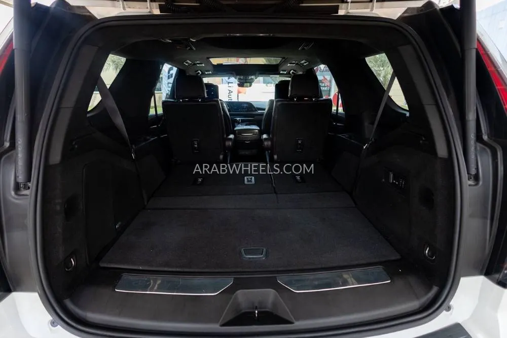 كاديلاك إسكاليد 2021 for Sale in دبي Image-27