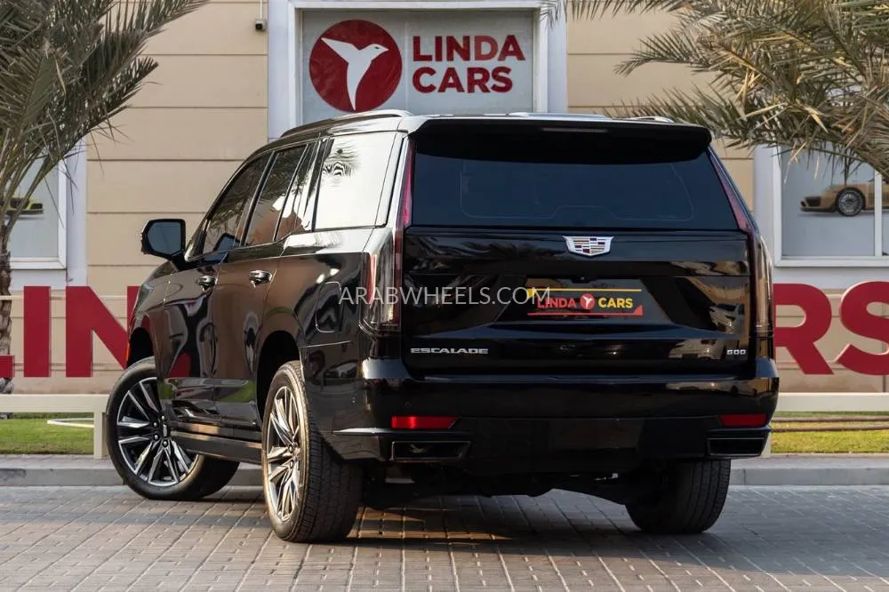 كاديلاك إسكاليد 2022 for Sale in دبي Image-8