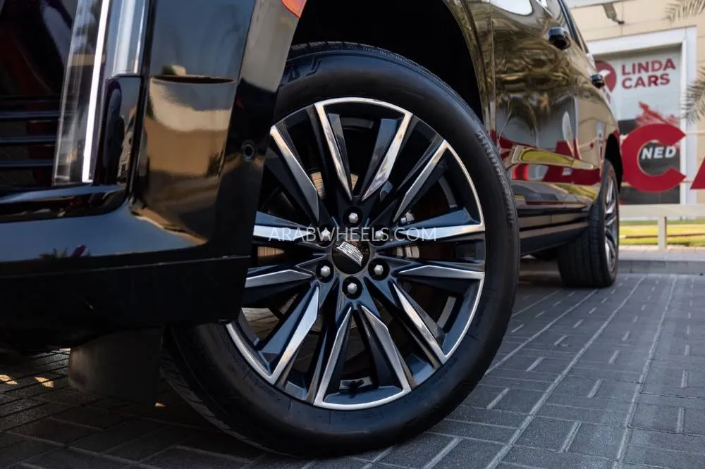 كاديلاك إسكاليد 2022 for Sale in دبي Image-11