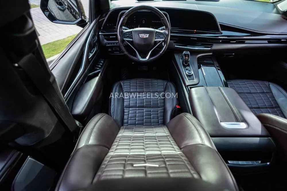 كاديلاك إسكاليد 2022 for Sale in دبي Image-15