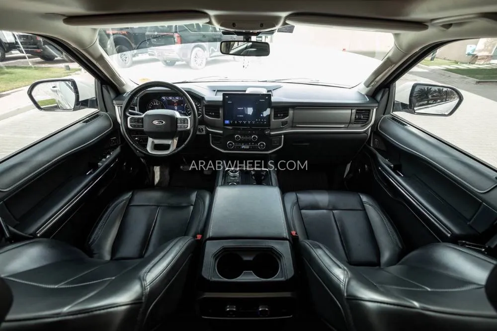 Ford Expedition 2022 for Sale in Dubai Image-13