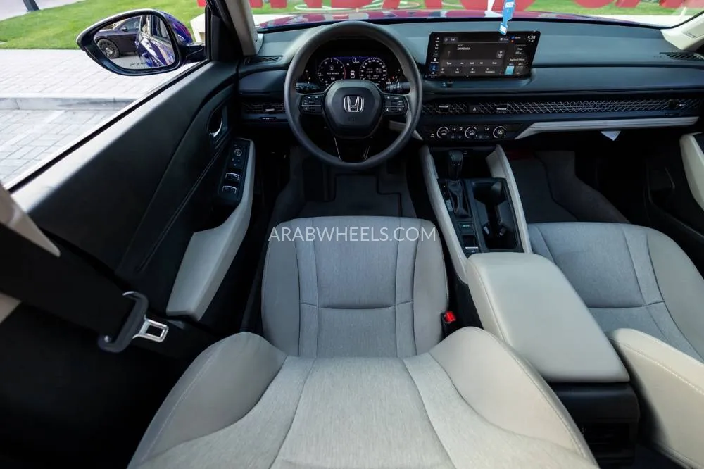 Honda Accord 2023 for Sale in Dubai Image-16