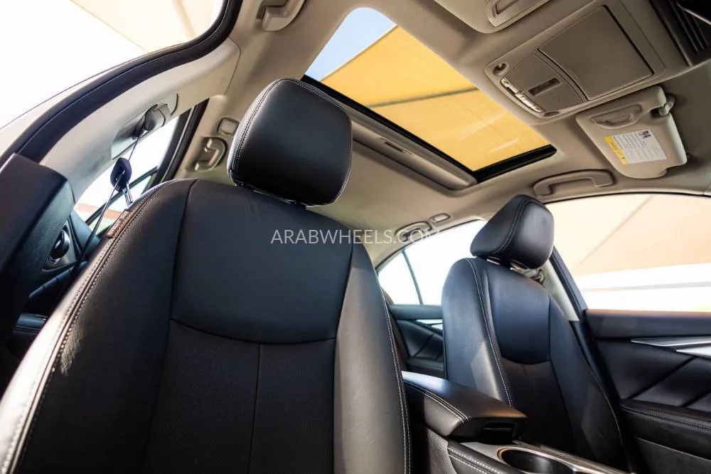 Infiniti Q50 2023 for Sale in Dubai Image-22