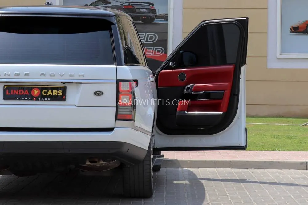 Land Rover Range Rover 2015 for Sale in Dubai Image-7