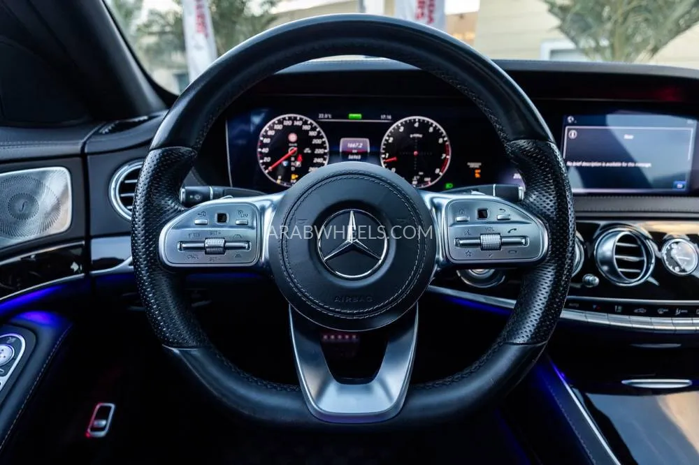 Mercedes Benz CLS Class 2020 for Sale in Dubai Image-18