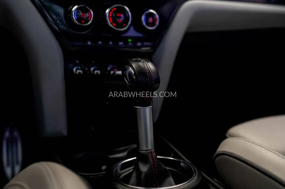 Mini Countryman 2018 for Sale in Dubai Image-24