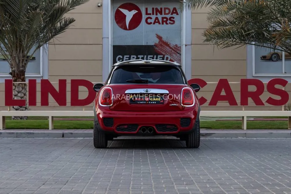 Mini Hatch 2018 for Sale in Dubai Image-7