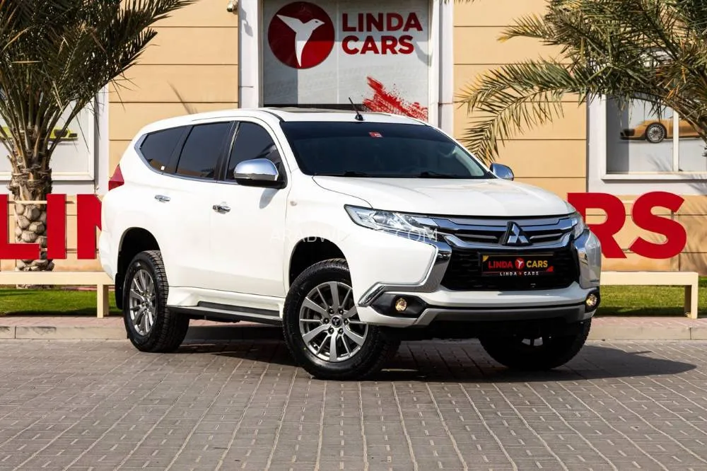 Mitsubishi Montero Sport 2019 for Sale in Dubai Image-3