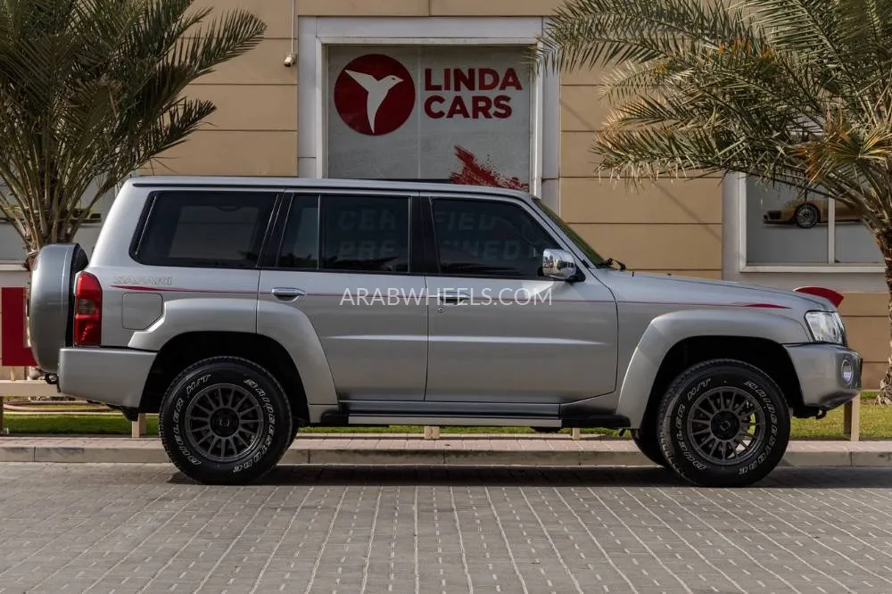 Nissan Patrol 2021 for Sale in Dubai Image-10