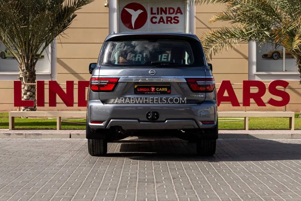 Nissan Patrol 2024 for Sale in Dubai Image-7