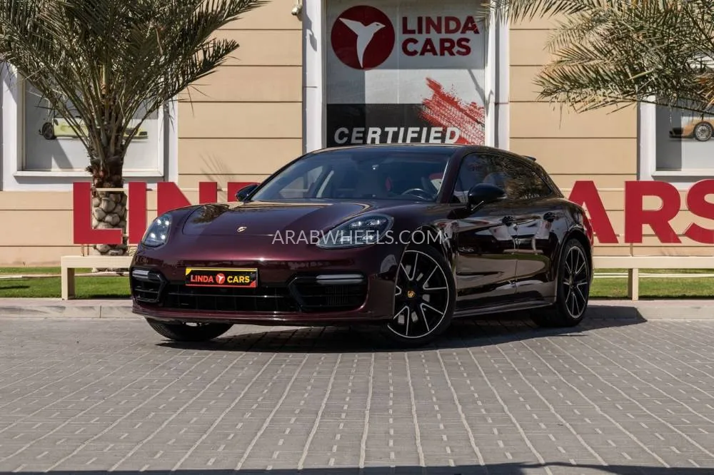 Porsche Panamera 2018 for Sale in Dubai Image-2