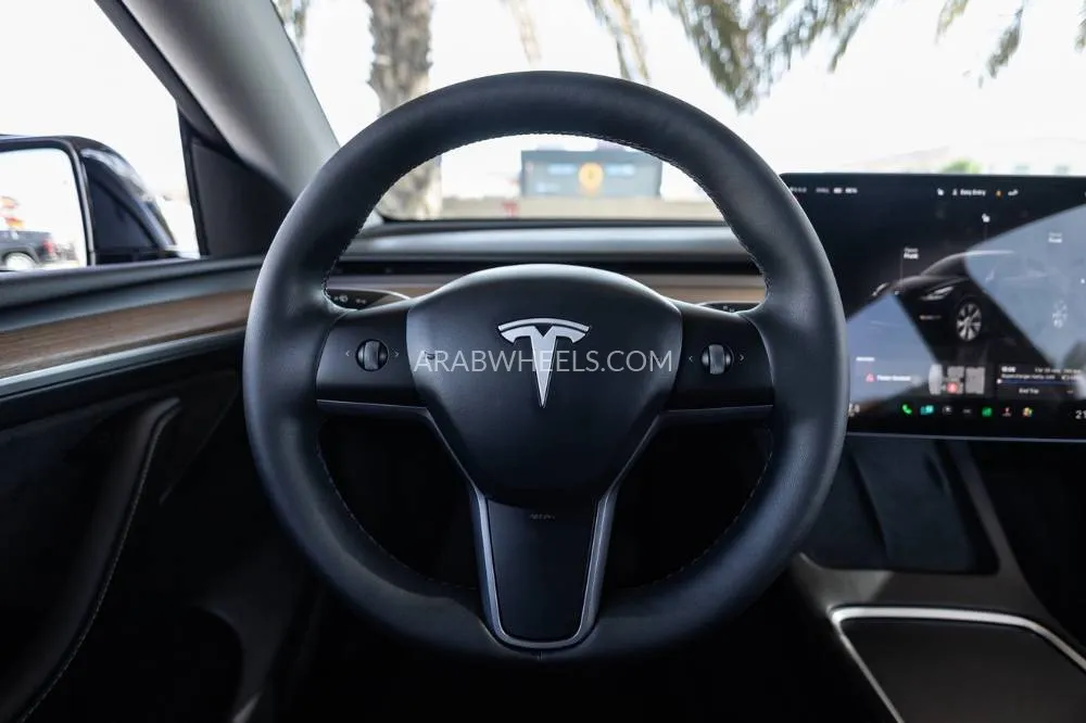 Tesla Model Y 2024 for Sale in Dubai Image-17