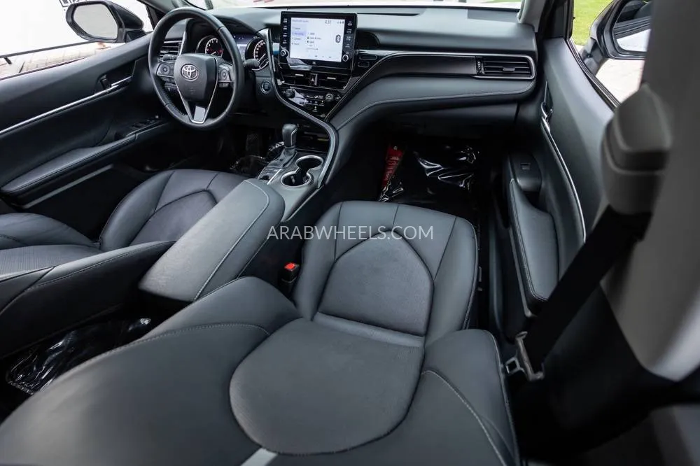 Toyota Camry 2024 for Sale in Dubai Image-23