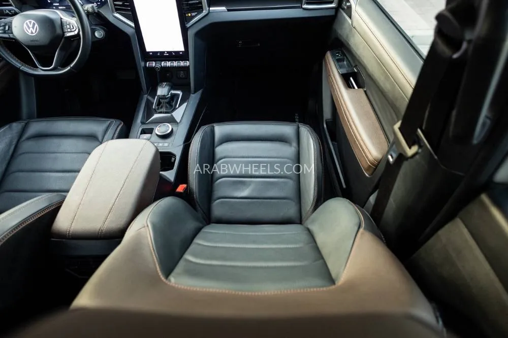 Volkswagen Amarok 2023 for Sale in Dubai Image-18