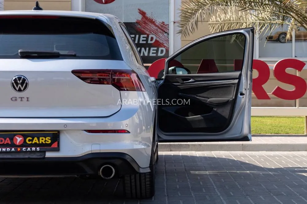 Volkswagen Golf GTI 2021 for Sale in Dubai Image-7