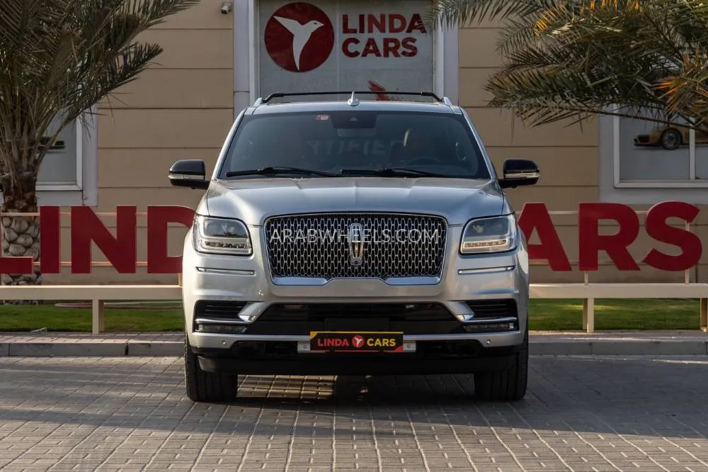 Lincoln Navigator 2021 for Sale in Dubai Image-4