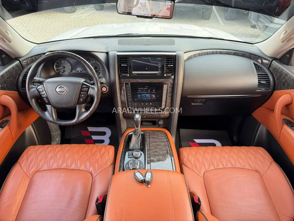 Nissan Patrol 2021 for Sale in Abu Dhabi Image-8