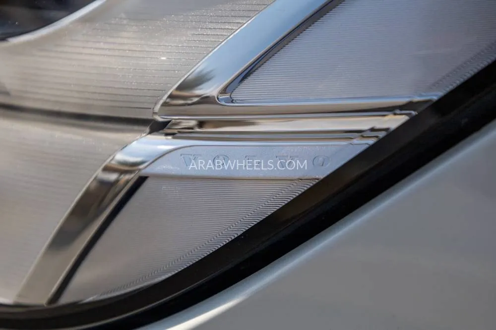 Volvo S90 2017 for Sale in Dubai Image-8