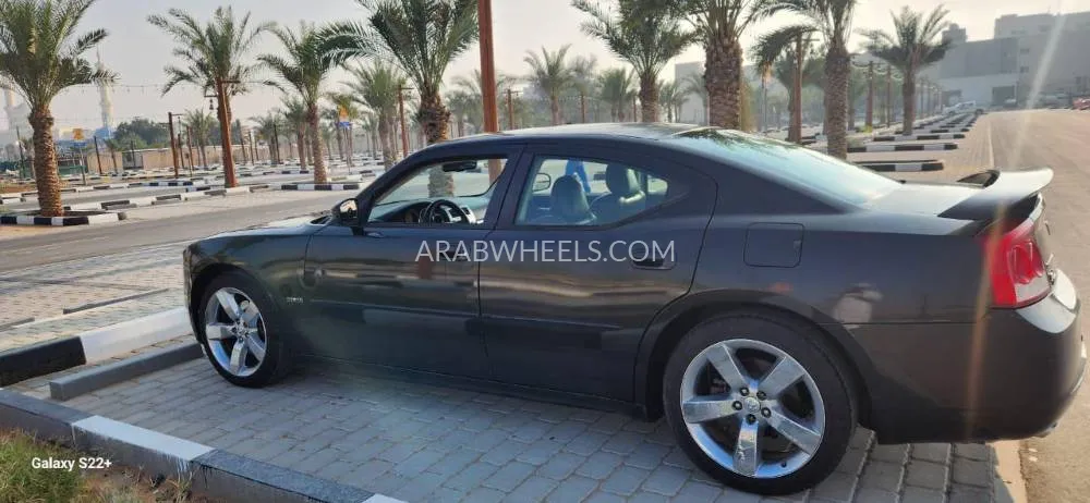Dodge Charger 2009 for Sale in Sharjah Image-7