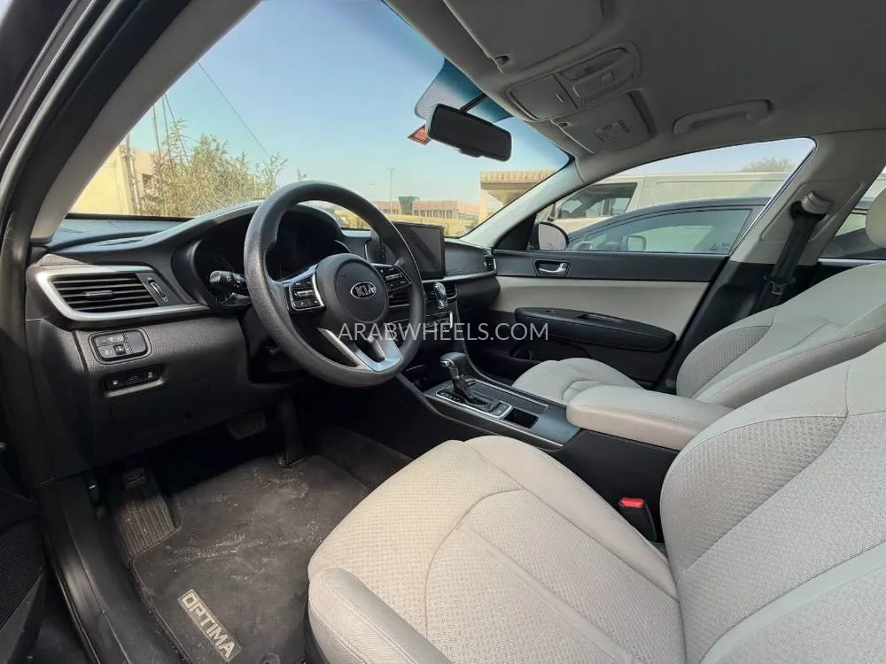 Kia Optima 2020 for Sale in Dubai Image-15