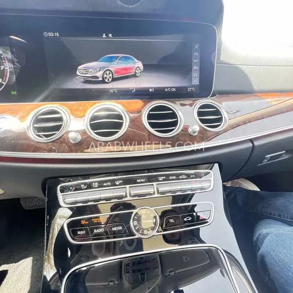 Mercedes Benz E Class 2017 for Sale in Dubai Image-16