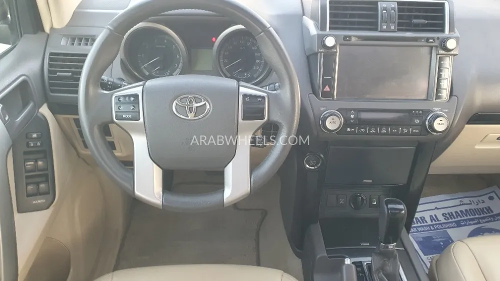 Toyota Land Cruiser Prado 2015 for Sale in Sharjah Image-8