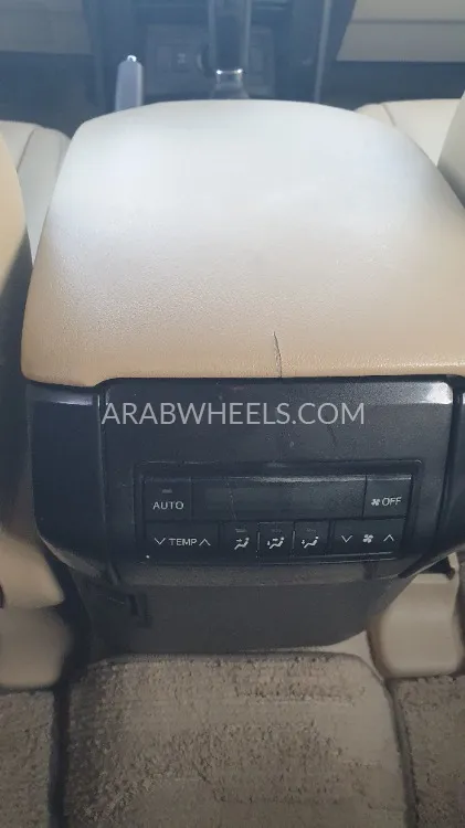 Toyota Land Cruiser Prado 2015 for Sale in Sharjah Image-7