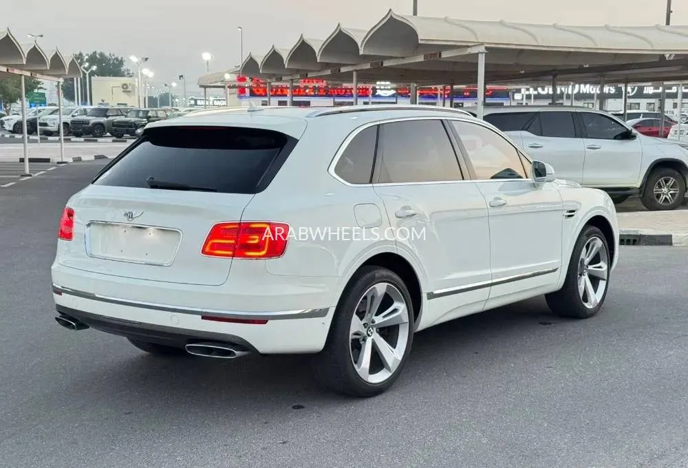 Bentley Bentayga 2018 for Sale in Dubai Image-20