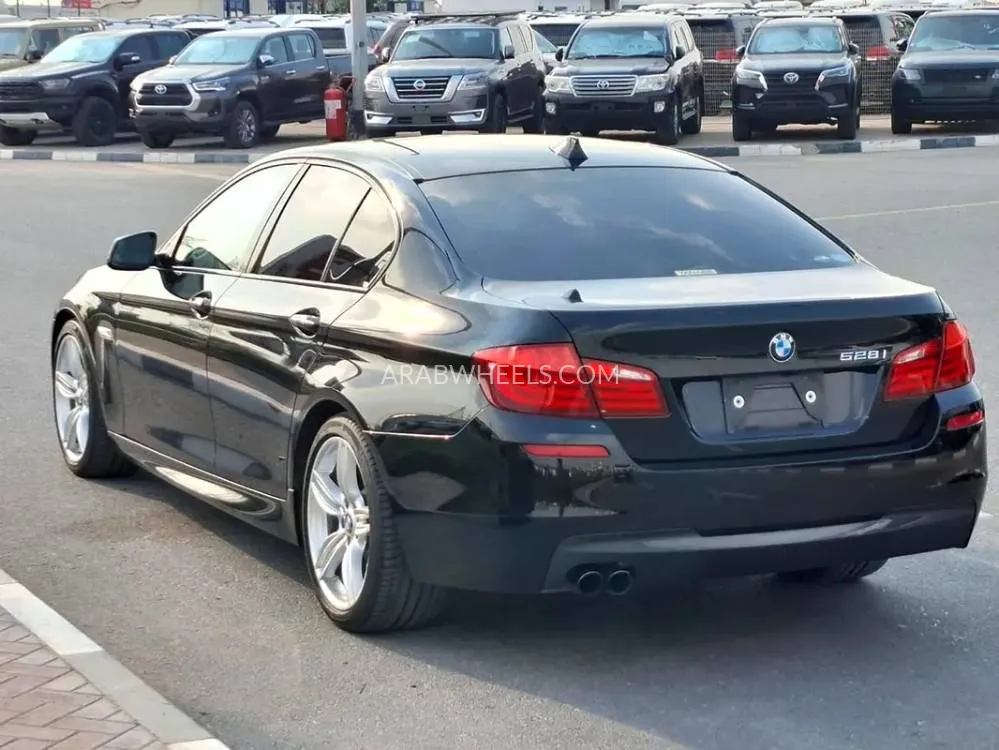 بي إم دبليو الفئة الخامسة 2013 for Sale in دبي Image-14