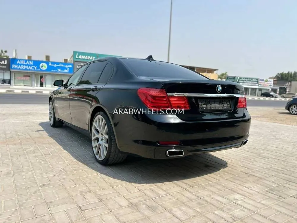BMW 7 series 2011 for Sale in Ras Al Khaimah Image-4