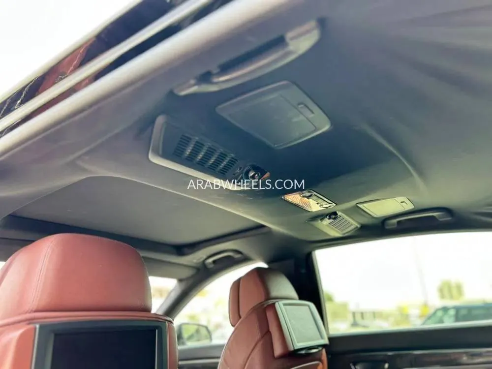 BMW 7 series 2011 for Sale in Ras Al Khaimah Image-20