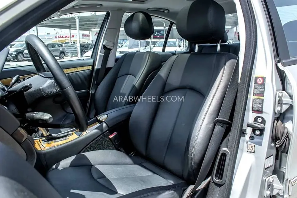 مرسيدس بنز كلاس E 2008 for Sale in دبي Image-11