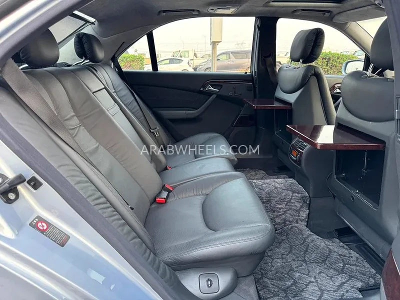 Mercedes Benz S Class 2001 for Sale in Dubai Image-4