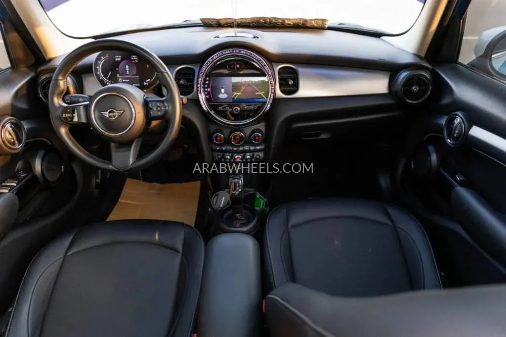Mini Cooper 2022 for Sale in Sharjah Image-4