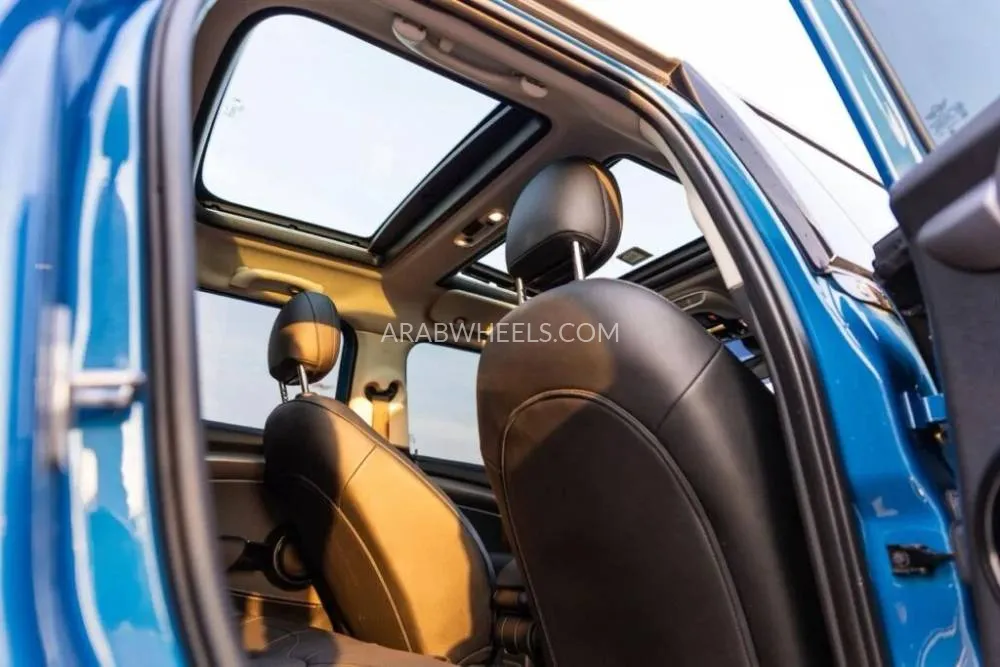 Mini Cooper 2022 for Sale in Sharjah Image-13