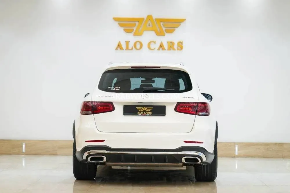 Mercedes Benz GLC Class 2021 for Sale in Dubai Image-5