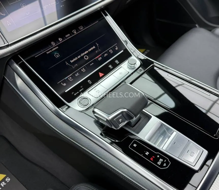 Audi Q8 2023 for Sale in Dubai Image-17