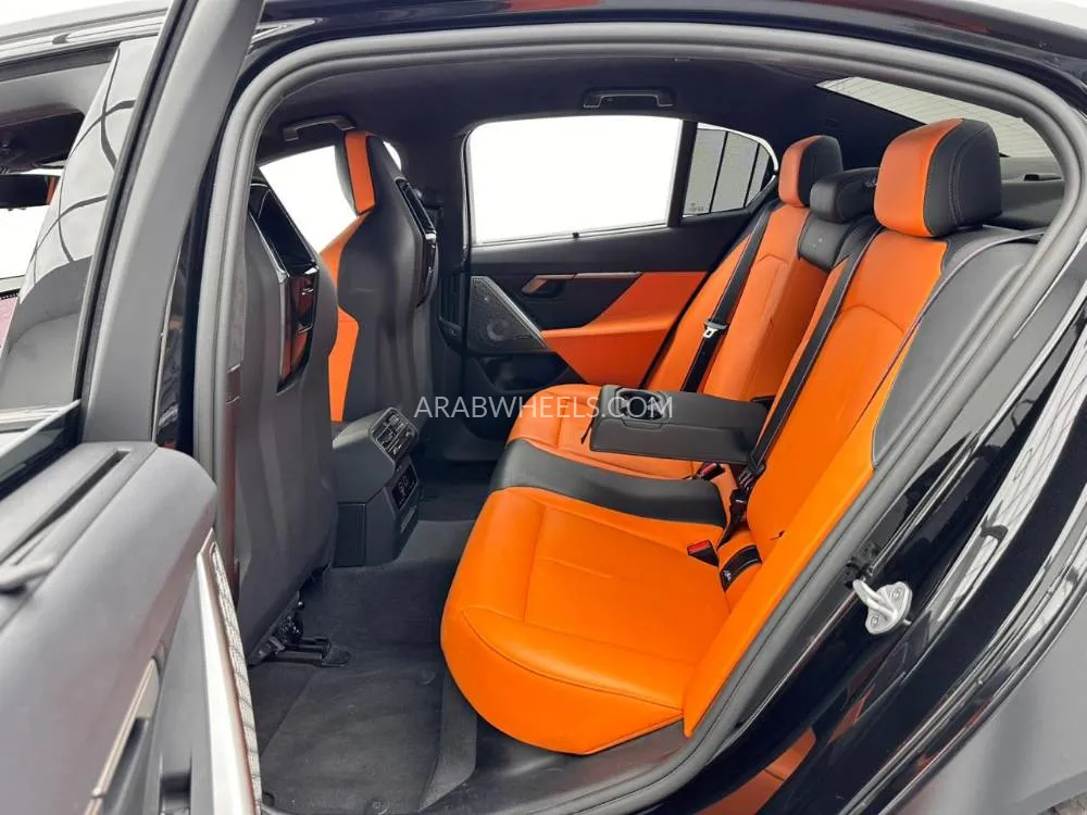 BMW M5 2025 for Sale in Dubai Image-16