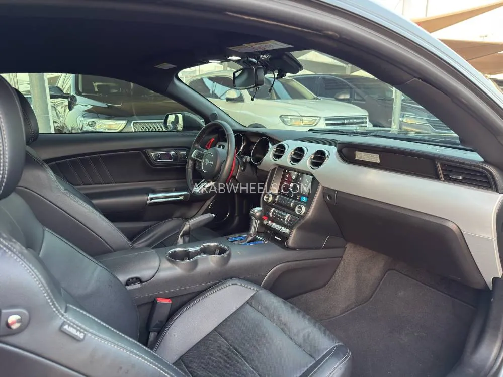 فورد موستانج 2017 for Sale in الشارقة Image-10