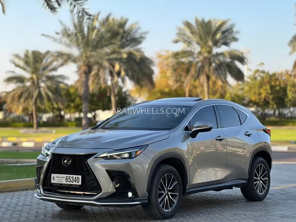 لكزس NX 2023 for Sale in الشارقة Image-3