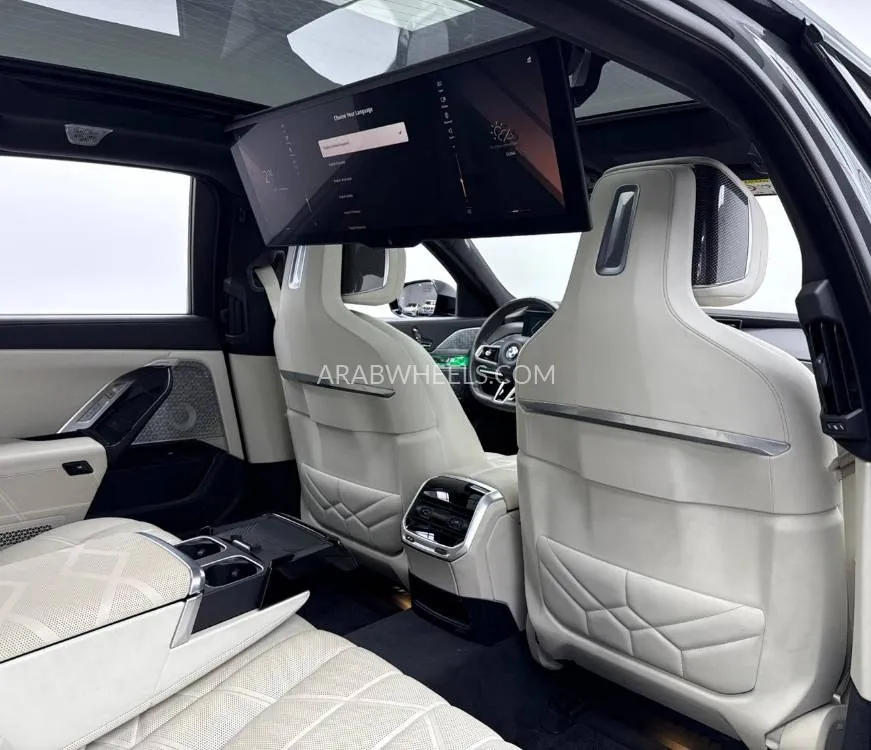 BMW 7 series 2023 for Sale in Dubai Image-18
