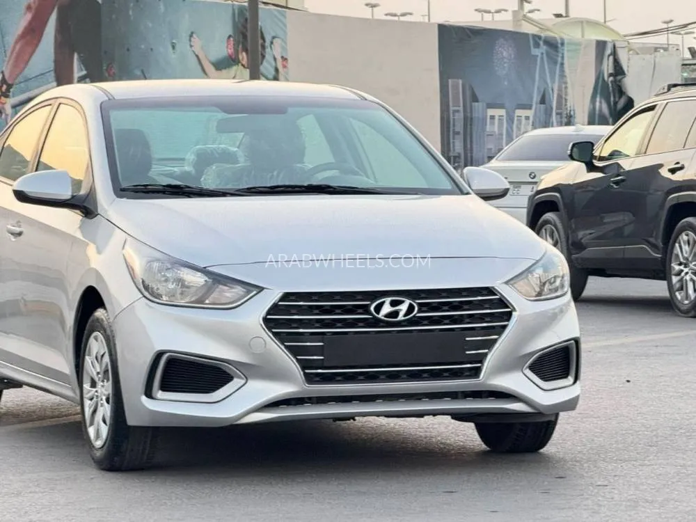Hyundai Accent 2021 for Sale in Sharjah Image-2