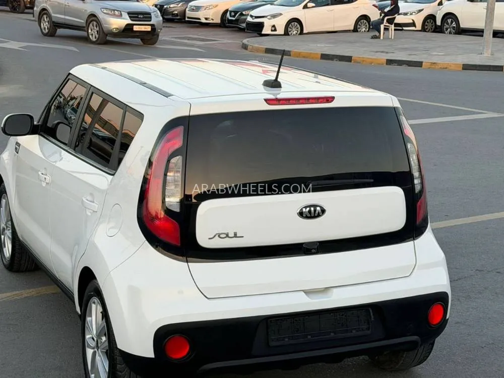 Kia Soul 2018 for Sale in Sharjah Image-5