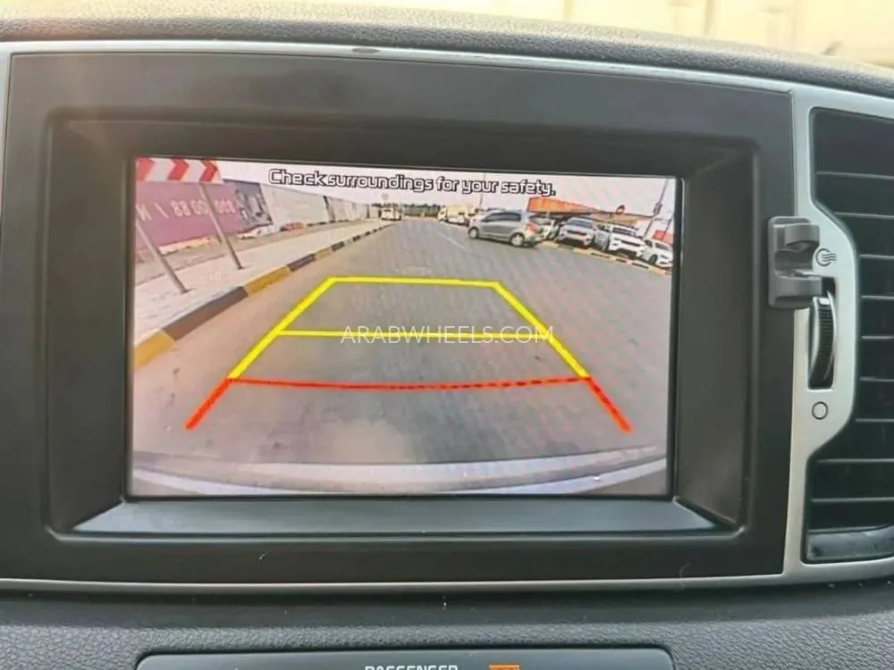 Kia Sportage 2018 for Sale in Sharjah Image-5