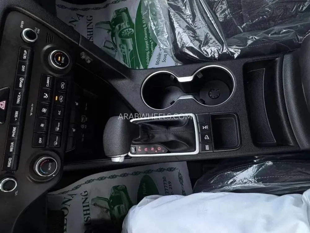 Kia Sportage 2018 for Sale in Sharjah Image-11