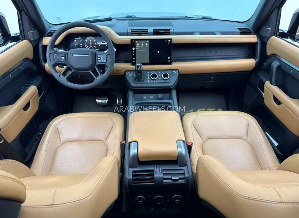 Land Rover Defender 2023 for Sale in Dubai Image-7